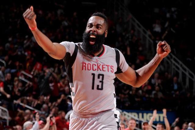 蒂姆邓肯：一位巨星如何重塑NBA格局